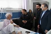 بار دیگر عیادت مدیریت رفاه و سلامت کارکنان دانشگاه علوم پزشکی تهران از کارکنان بستری در مجتمع بیمارستانی امام خمینی(ره)